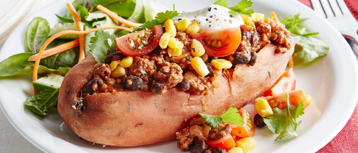 Baked Potato With Chilli Con Carne 